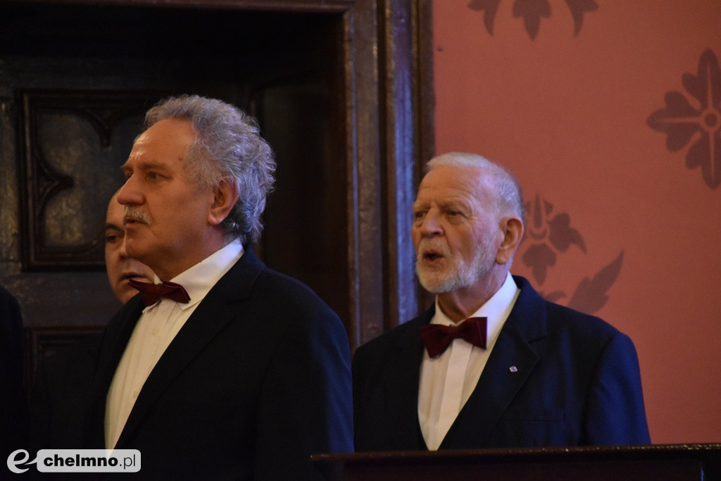 Chóry z całej Polski rozbrzmiewają dziś w Chełmnie