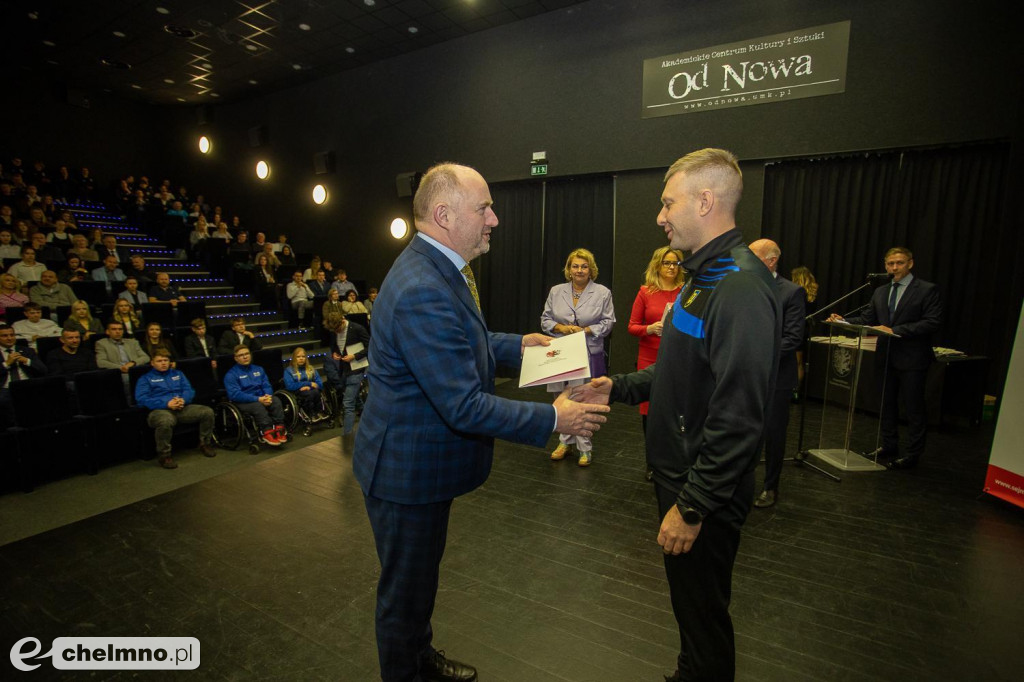 Najlepsi sportowcy z nagrodami