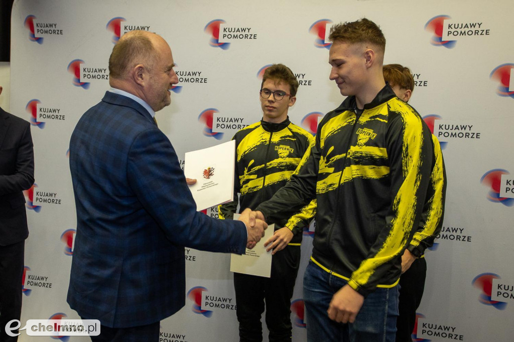 Najlepsi sportowcy z nagrodami