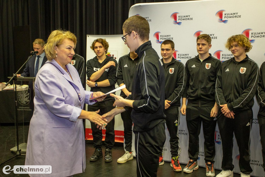 Najlepsi sportowcy z nagrodami