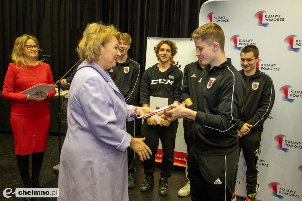 Najlepsi sportowcy z nagrodami