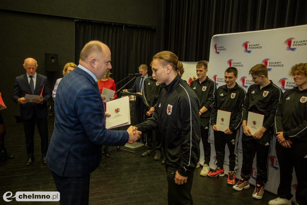 Najlepsi sportowcy z nagrodami