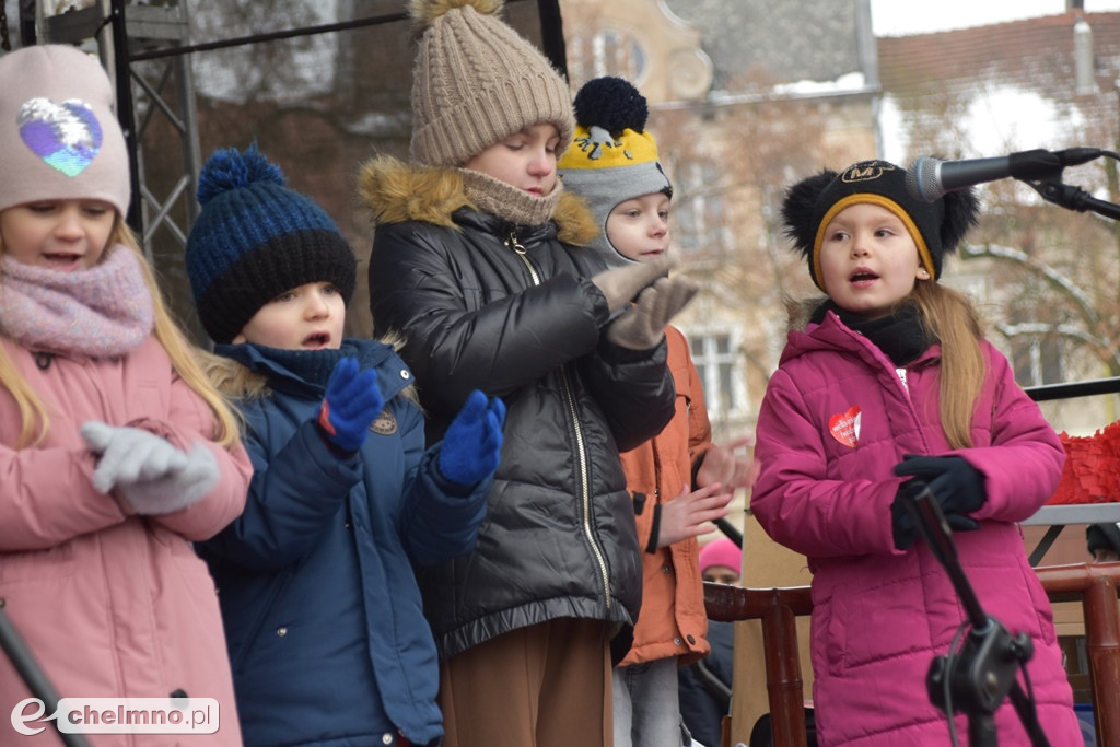 Za ile wylicytowano złote i srebrne serduszka WOŚP?