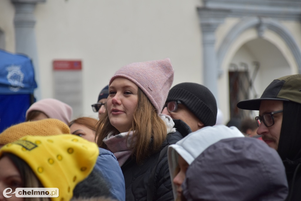 Za ile wylicytowano złote i srebrne serduszka WOŚP?