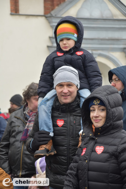 Za ile wylicytowano złote i srebrne serduszka WOŚP?