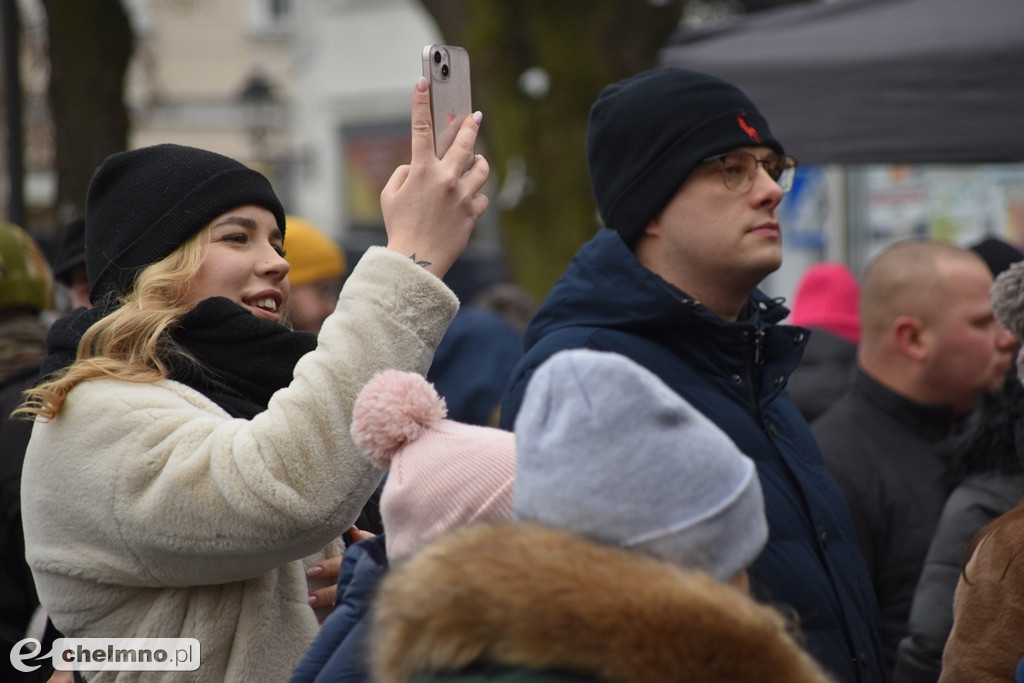Za ile wylicytowano złote i srebrne serduszka WOŚP?