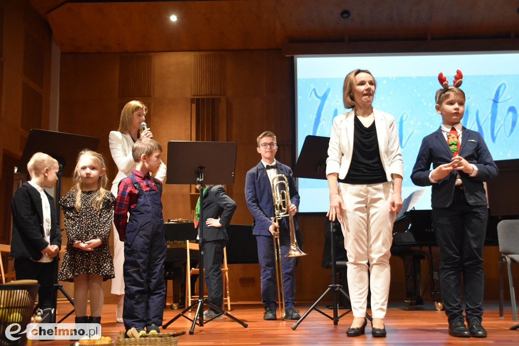 Rodzinne muzykowanie na koncercie 