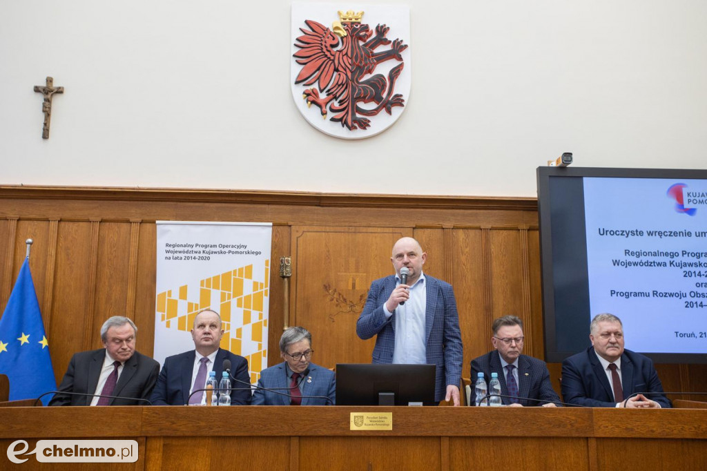 Nowe umowy RPO i PROW: niewielkie projekty