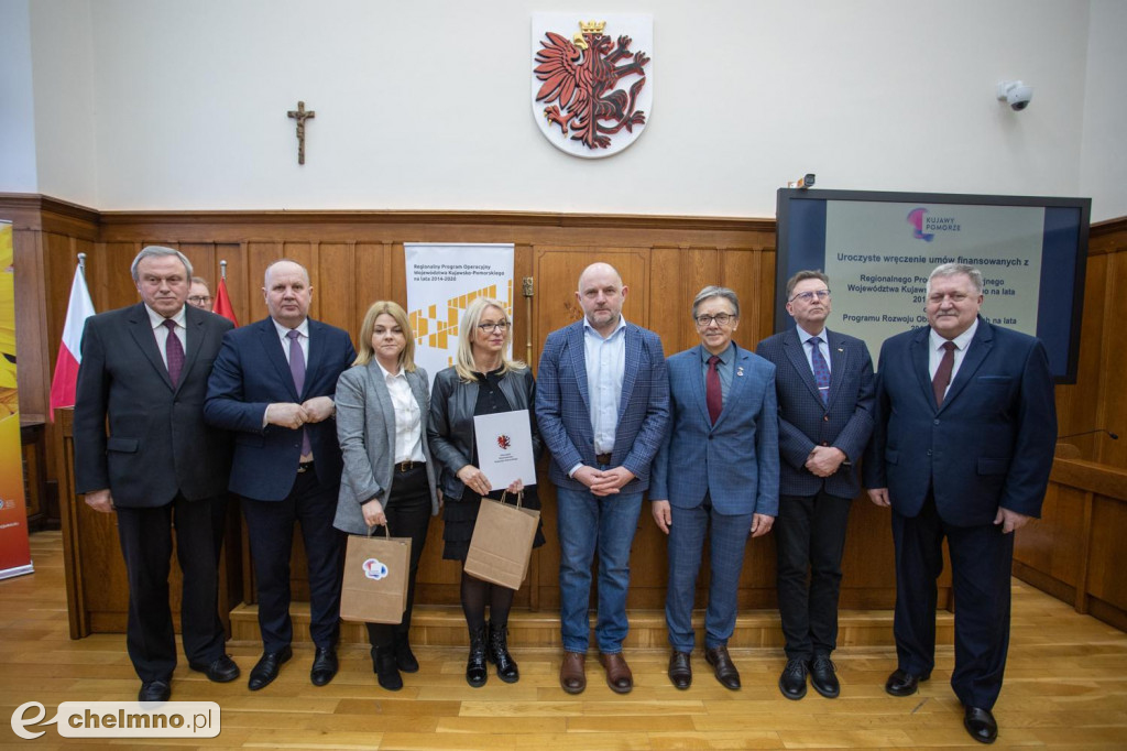 Nowe umowy RPO i PROW: niewielkie projekty