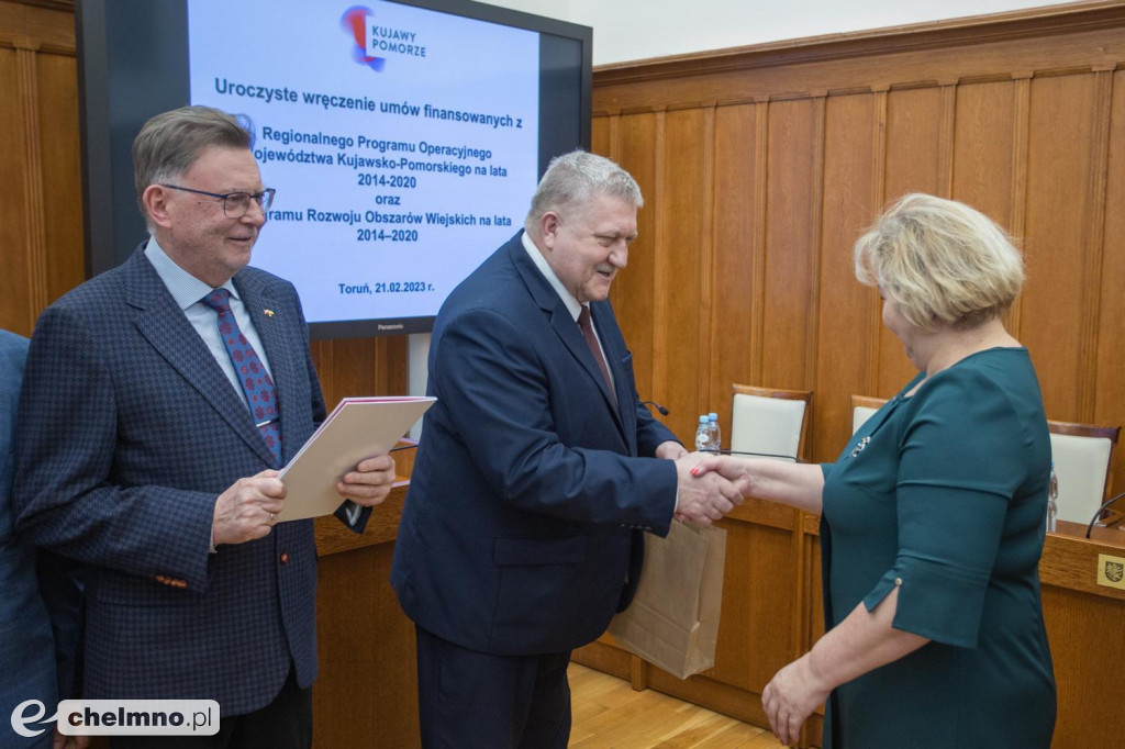 Nowe umowy RPO i PROW: niewielkie projekty