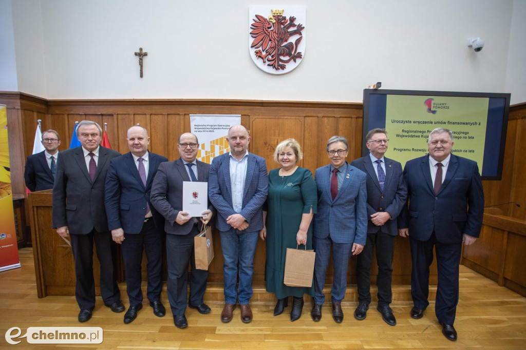 Nowe umowy RPO i PROW: niewielkie projekty