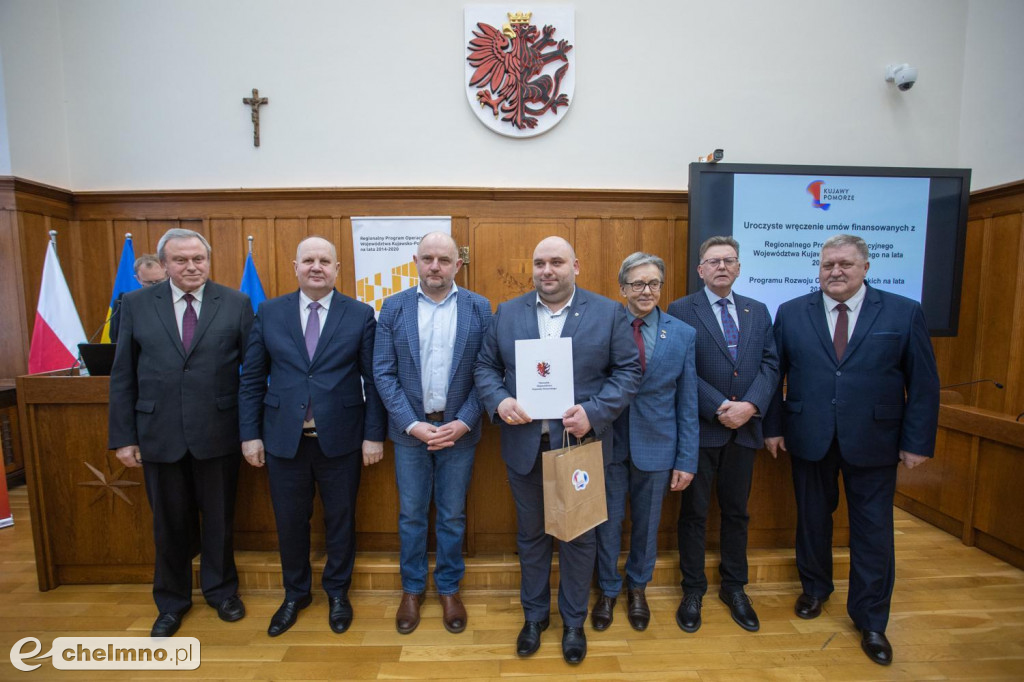 Nowe umowy RPO i PROW: niewielkie projekty