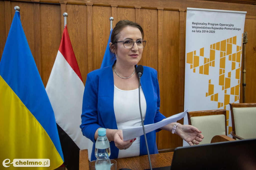 Nowe umowy RPO i PROW: niewielkie projekty