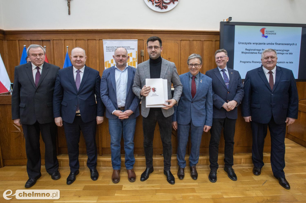 Nowe umowy RPO i PROW: niewielkie projekty