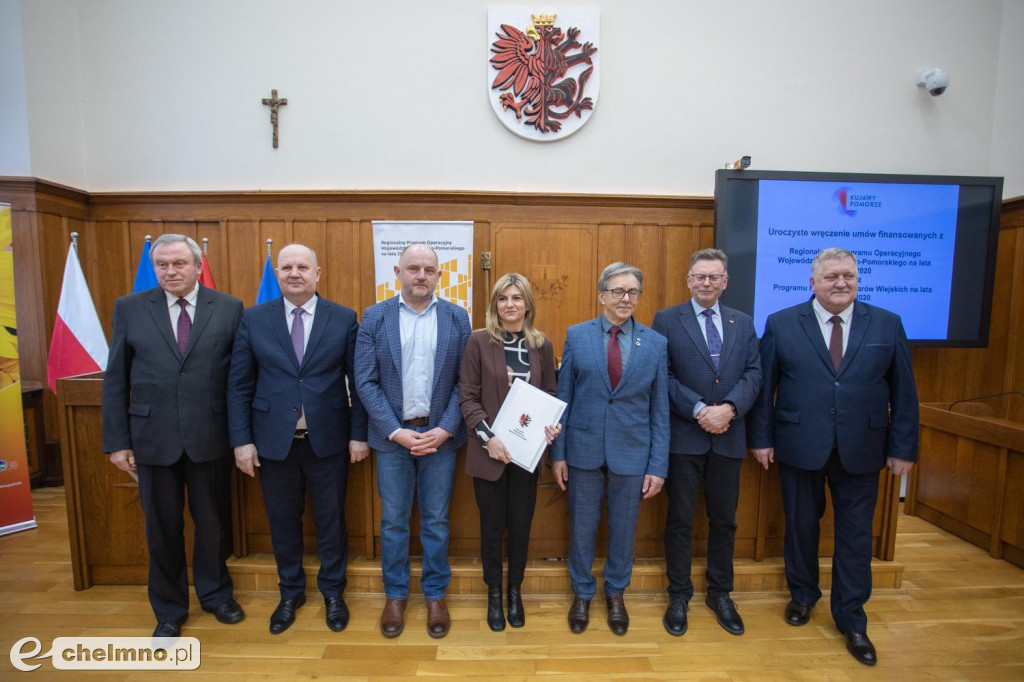 Nowe umowy RPO i PROW: niewielkie projekty