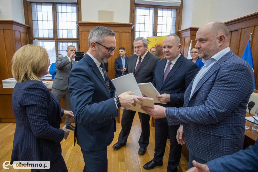 Nowe umowy RPO i PROW: niewielkie projekty