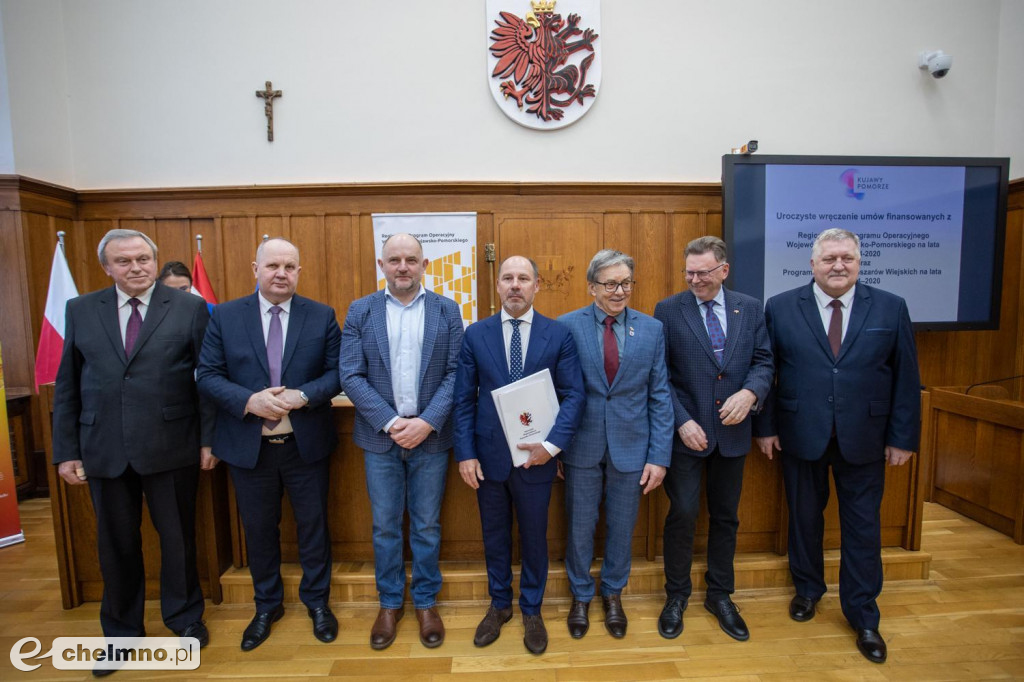Nowe umowy RPO i PROW: niewielkie projekty