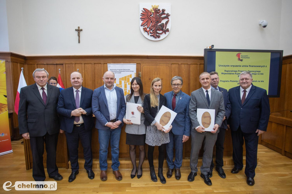 Nowe umowy RPO i PROW: niewielkie projekty