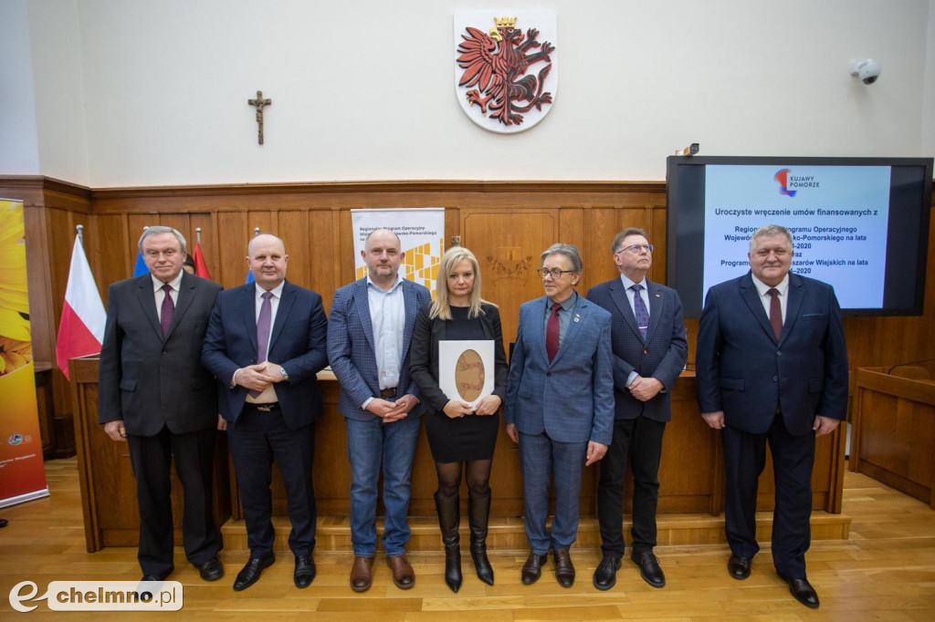 Nowe umowy RPO i PROW: niewielkie projekty