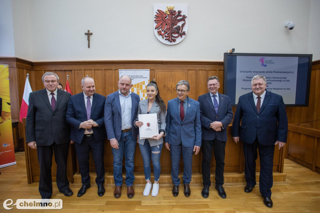 Nowe umowy RPO i PROW: niewielkie projekty
