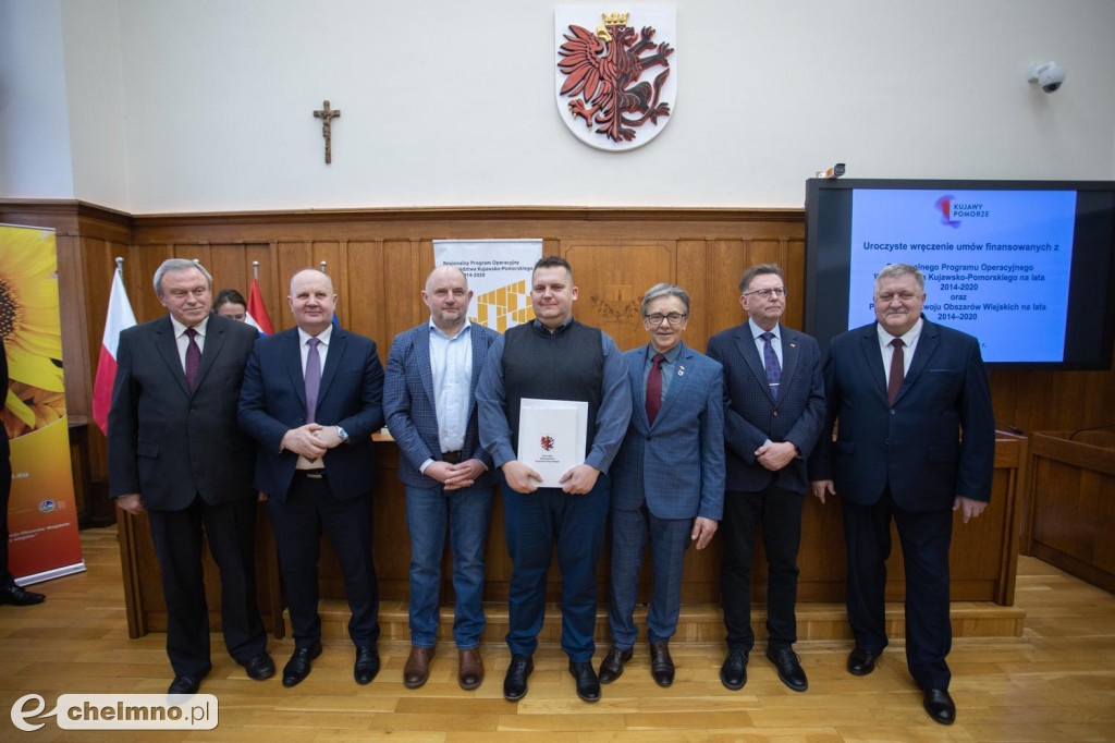 Nowe umowy RPO i PROW: niewielkie projekty