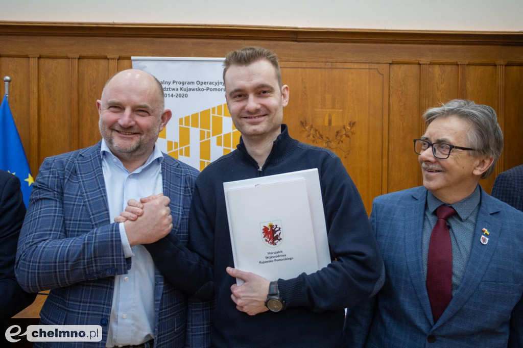 Nowe umowy RPO i PROW: niewielkie projekty
