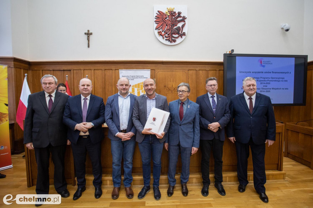 Nowe umowy RPO i PROW: niewielkie projekty