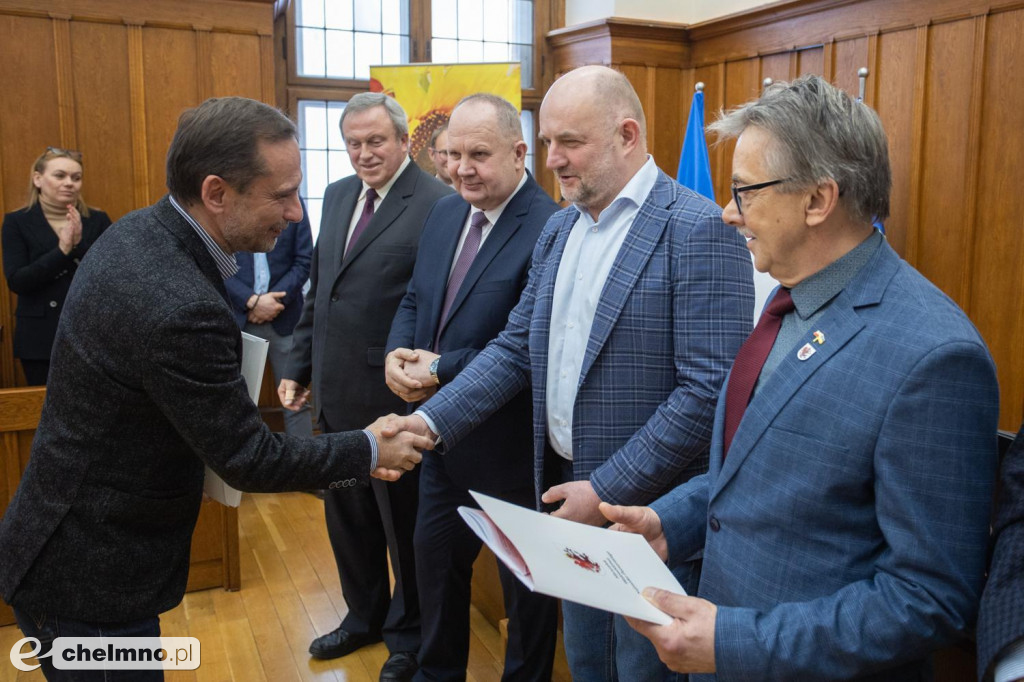 Nowe umowy RPO i PROW: niewielkie projekty