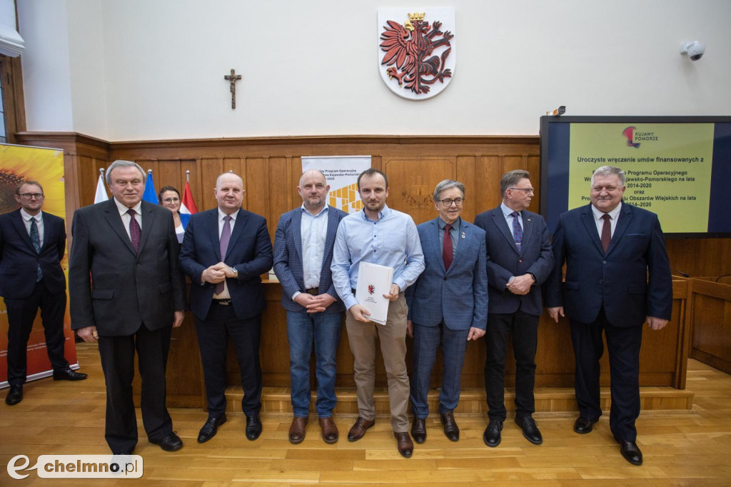 Nowe umowy RPO i PROW: niewielkie projekty