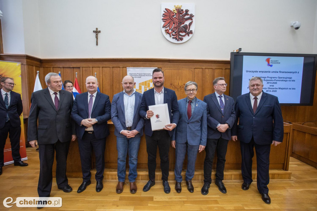 Nowe umowy RPO i PROW: niewielkie projekty