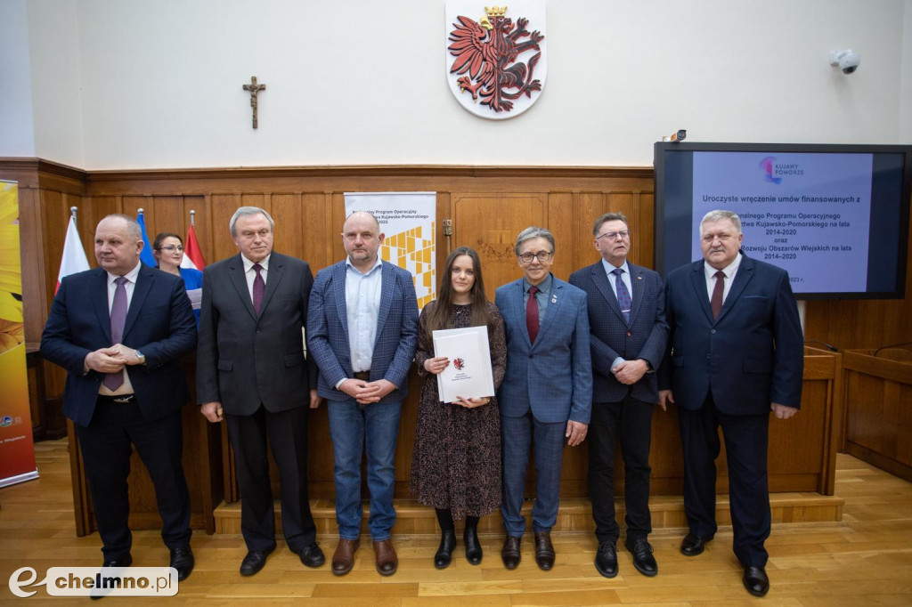 Nowe umowy RPO i PROW: niewielkie projekty