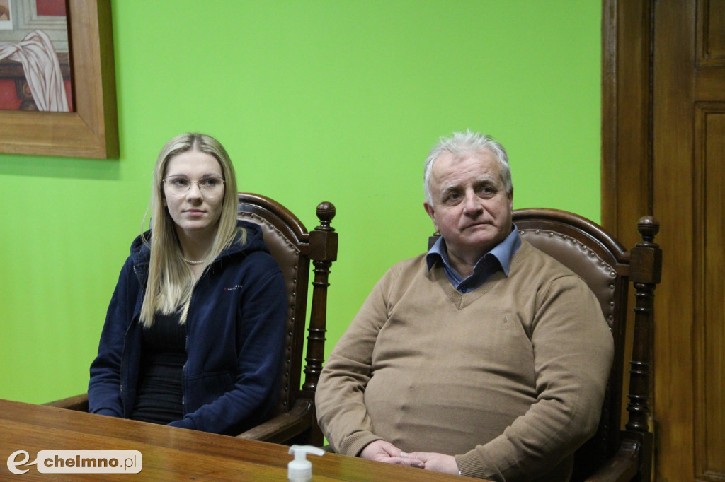 Walecka i Dajewska nagrodzone przez Burmistrza