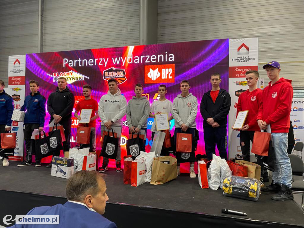 Sukces uczniów ZS nr 2 na Mistrzostwach Dekarstwa