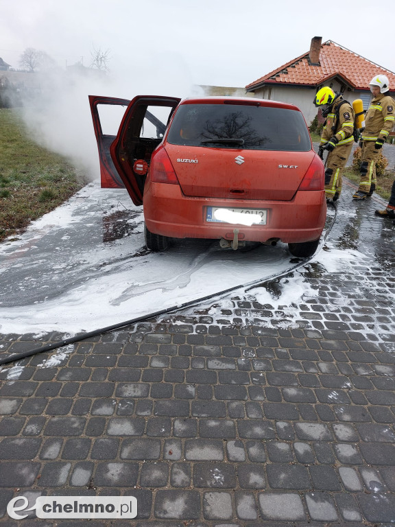 Spłonęło auto w Gołotach