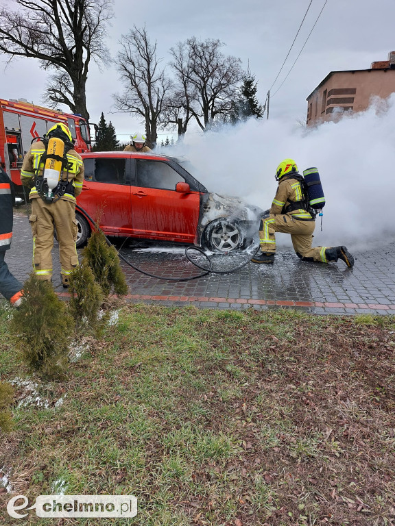Spłonęło auto w Gołotach
