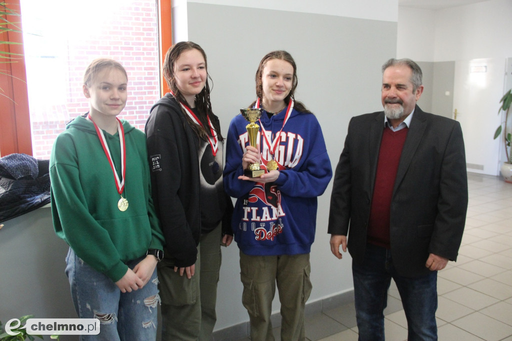 Zawody Pływackie U-15 “Przyjaźń i pokój”