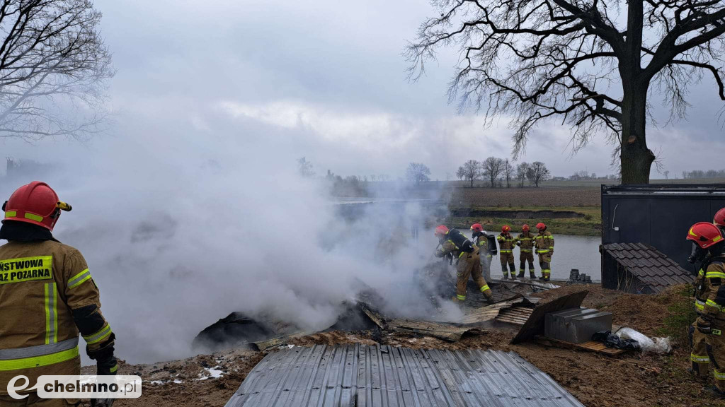 Spłonął domek letniskowy w Falęcinie