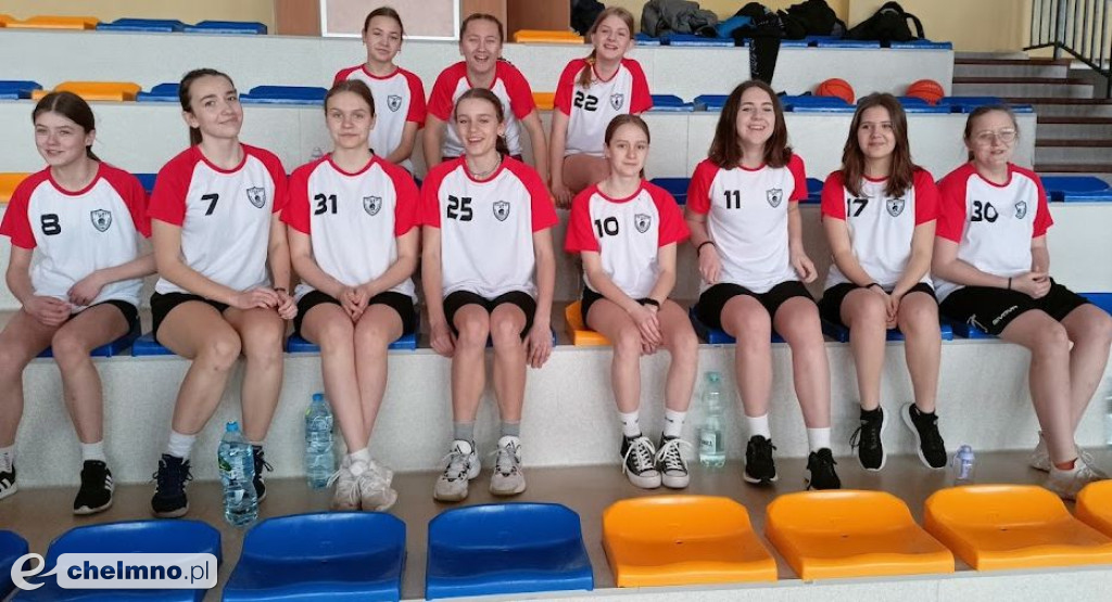 Powiatowe zawody w koszykówce dziewcząt i chłopców