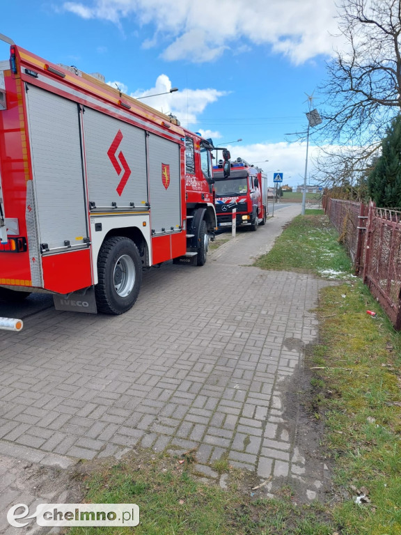 Wpadła w poślizg i wjechała w budynek w Unisławiu