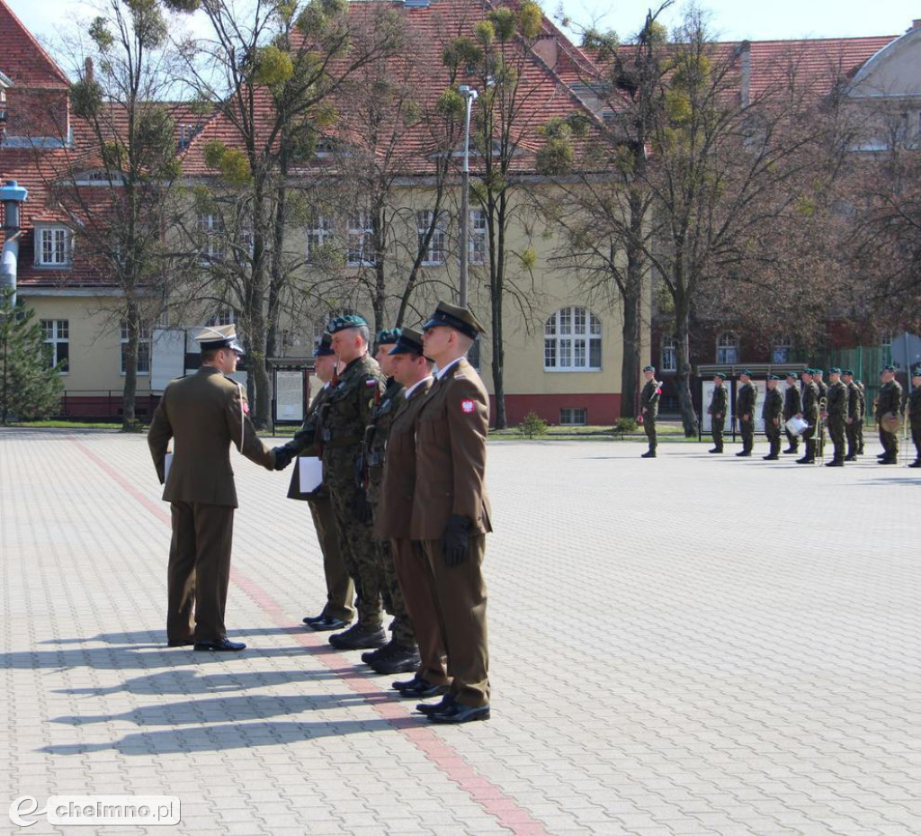 Uroczysty apel z okazji Święta Wojsk Inżynieryjnych