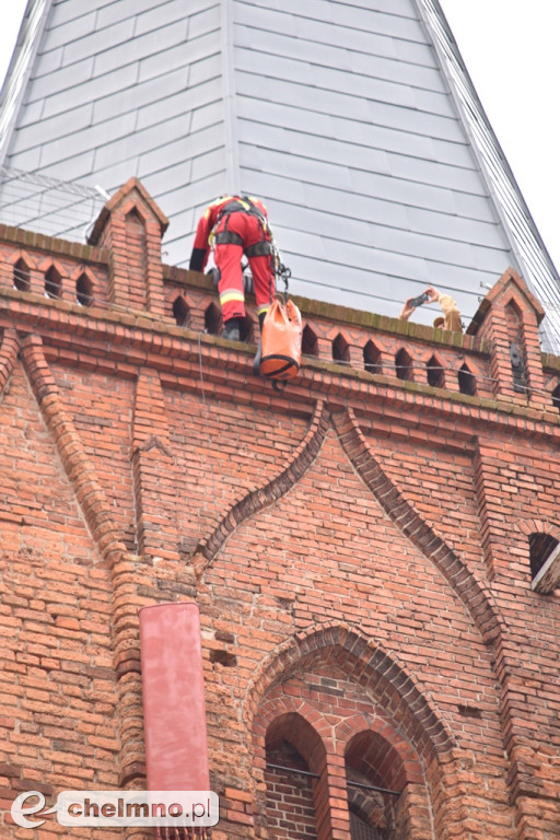 Kilka zastępów straży pożarnej w chełmińskiej FARZE