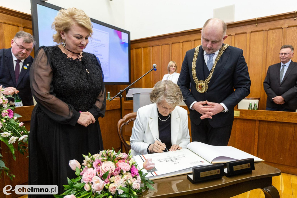 Honorowa Obywatelka Irena Santor