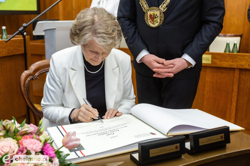 Honorowa Obywatelka Irena Santor