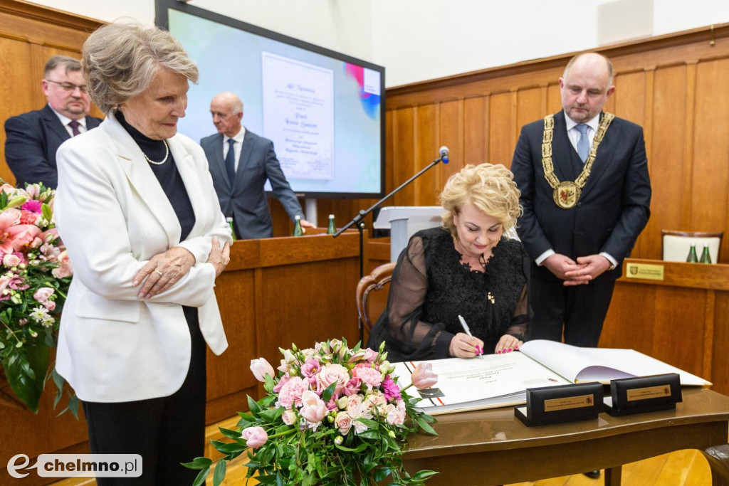 Honorowa Obywatelka Irena Santor