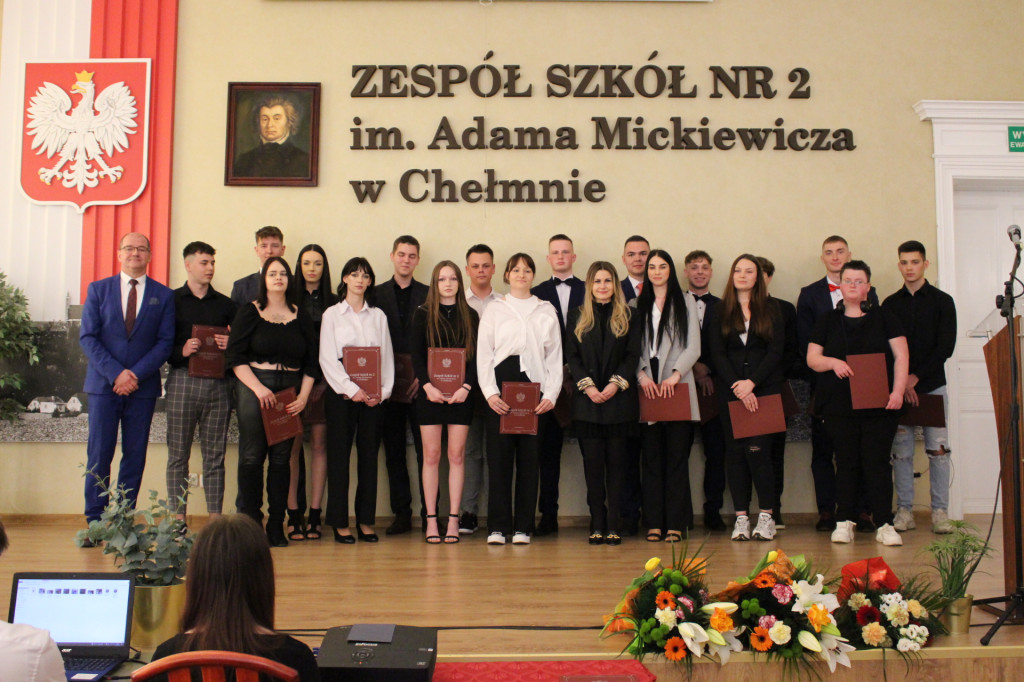 Pożegnalna gala dla absolwentów ZS nr 2 w Chełmnie