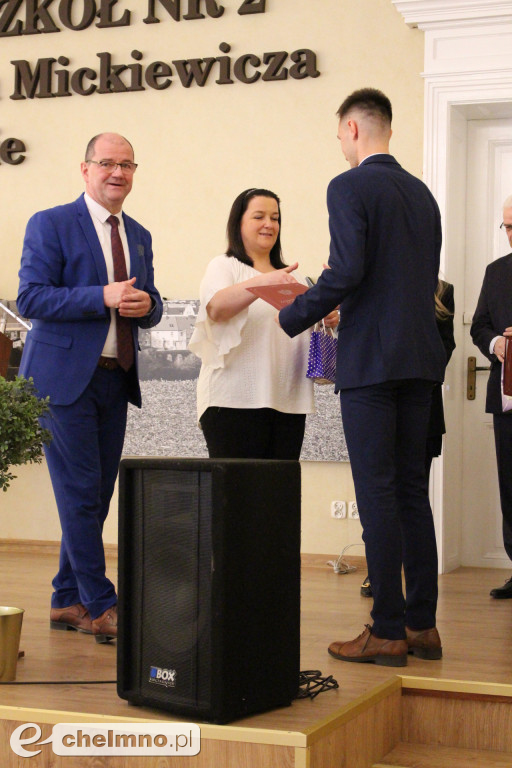 Pożegnalna gala dla absolwentów ZS nr 2 w Chełmnie