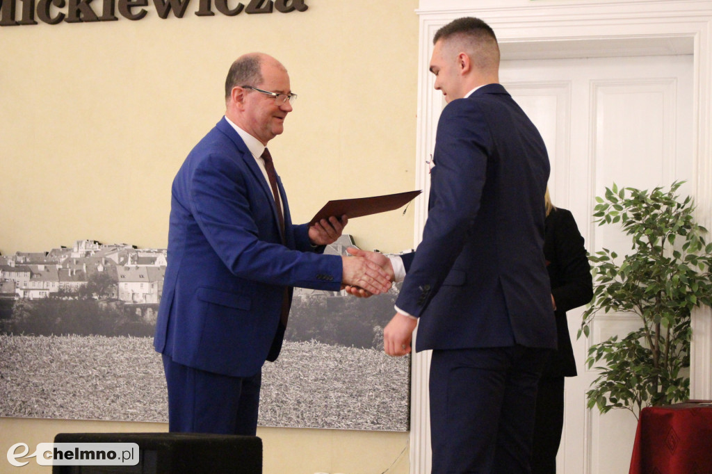 Pożegnalna gala dla absolwentów ZS nr 2 w Chełmnie