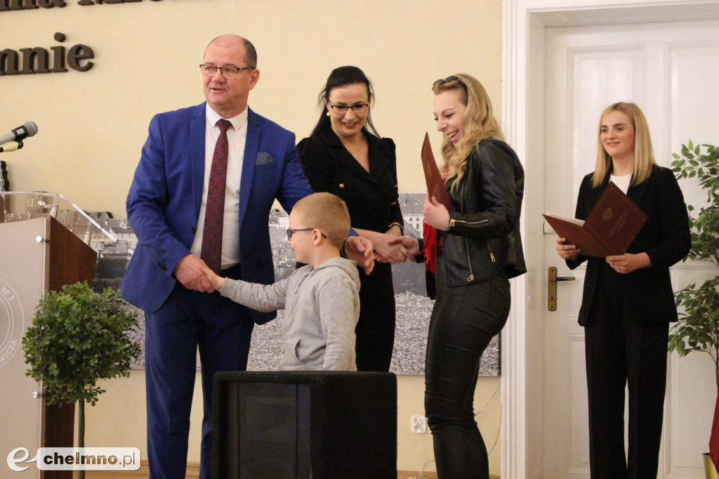 Pożegnalna gala dla absolwentów ZS nr 2 w Chełmnie