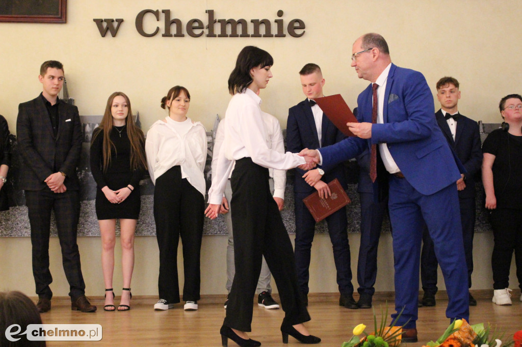 Pożegnalna gala dla absolwentów ZS nr 2 w Chełmnie