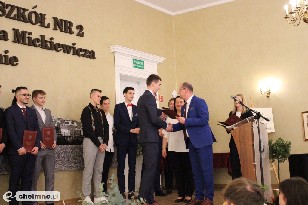 Pożegnalna gala dla absolwentów ZS nr 2 w Chełmnie